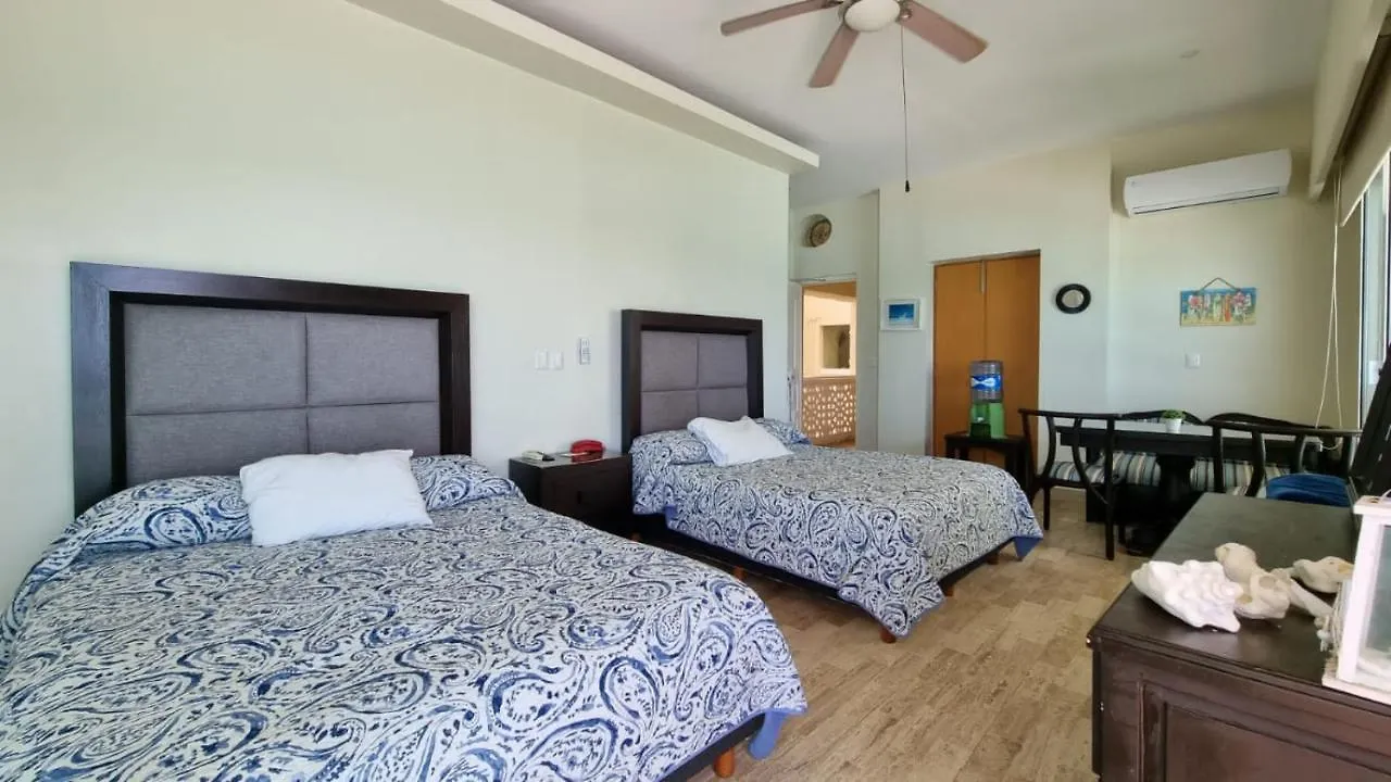 Cancun Plaza Condo Apartment Mexico