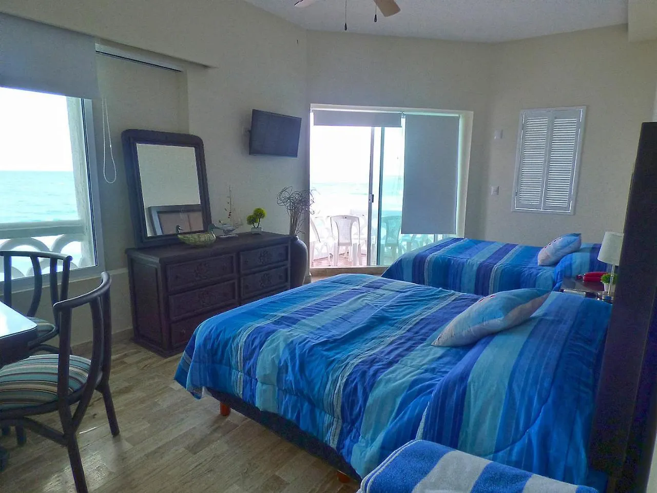 Cancun Plaza Condo Apartment