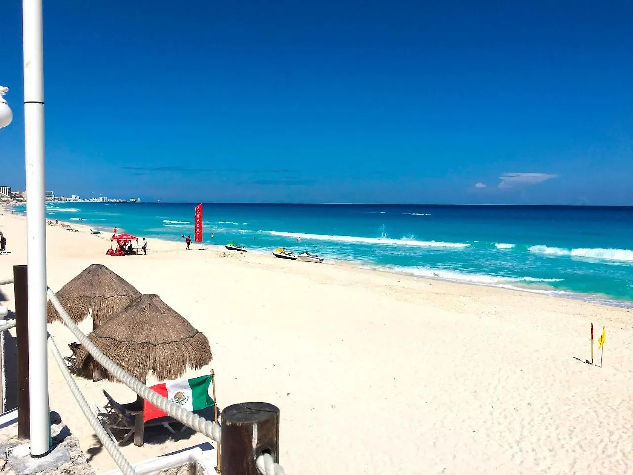 Cancun Plaza Condo Apartment 0*,  Mexico