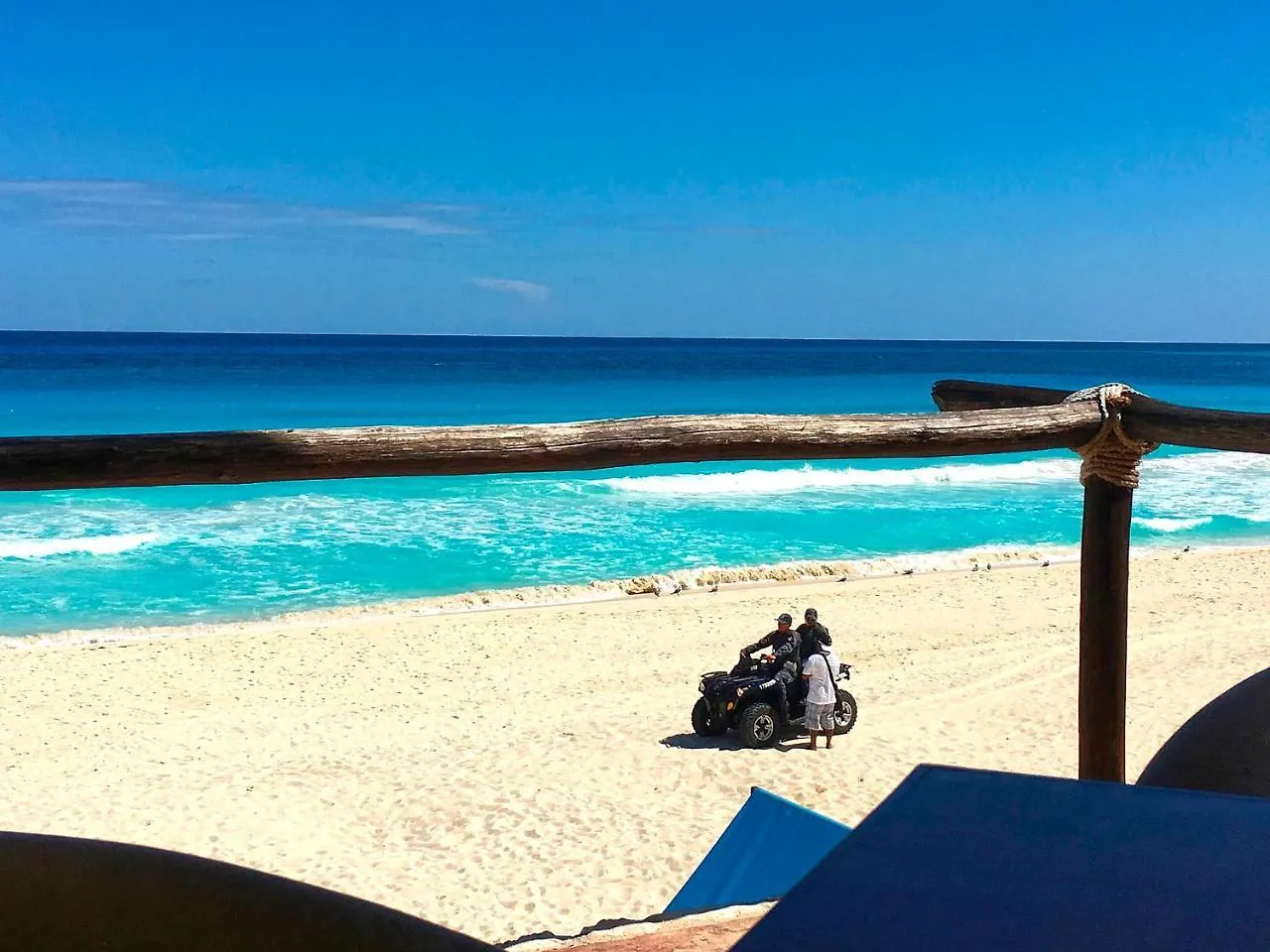 Cancun Plaza Condo Apartment