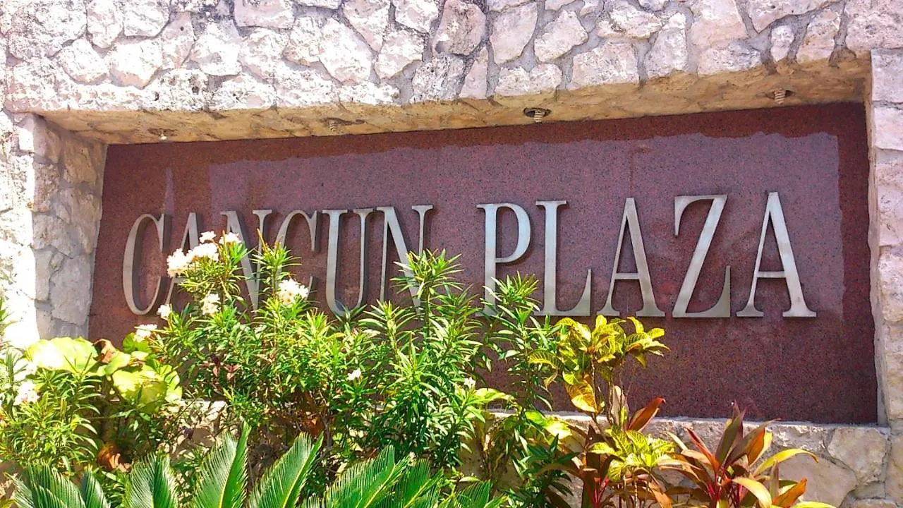 Cancun Plaza Condo Apartment
